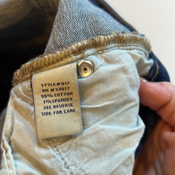 CAbi women’s jeans size 0 style 917 medium wash Boyfriend cut cropped ankle - Picture 7 of 12